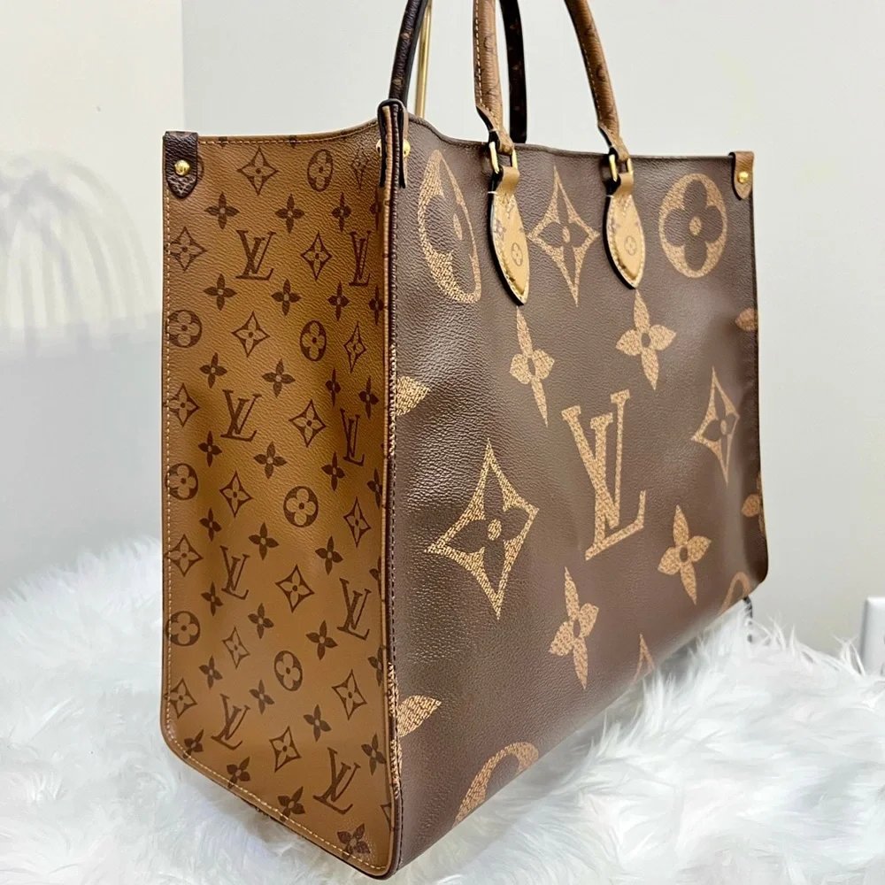 LV Limited Edition Louis Vuitton Giant Monogram Reverse Canvas OnTheGo GM Tote - Picture 2 of 16